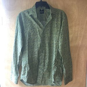 Men’s Vluxe dress shirt